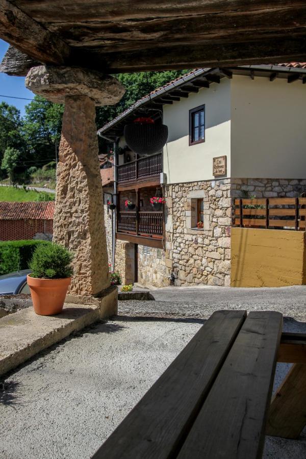 Apartamentos 'Los Balcones De Nieda 2' Onís Екстериор снимка