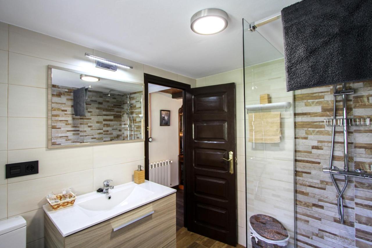 Apartamentos 'Los Balcones De Nieda 2' Onís Екстериор снимка